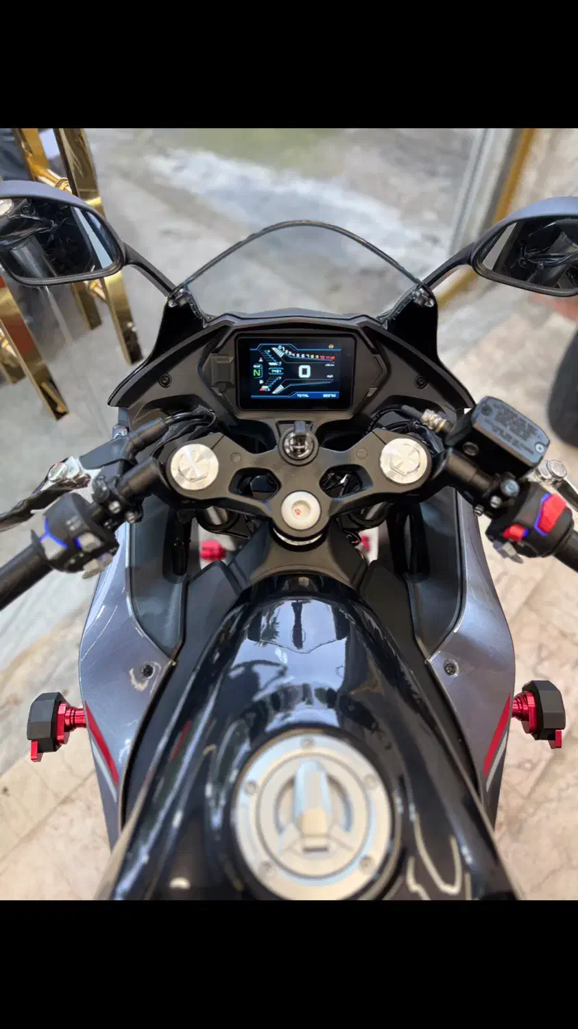 کیوجی ۲۵۰ جفت سیلندر در حد صفر|موتورسیکلت|رشت, گلسار|دیوار