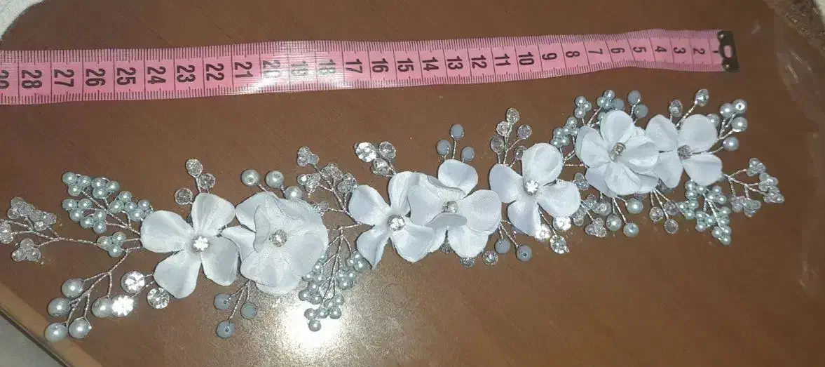 گل شینیون مو|گل مصنوعی|سمنان, |دیوار