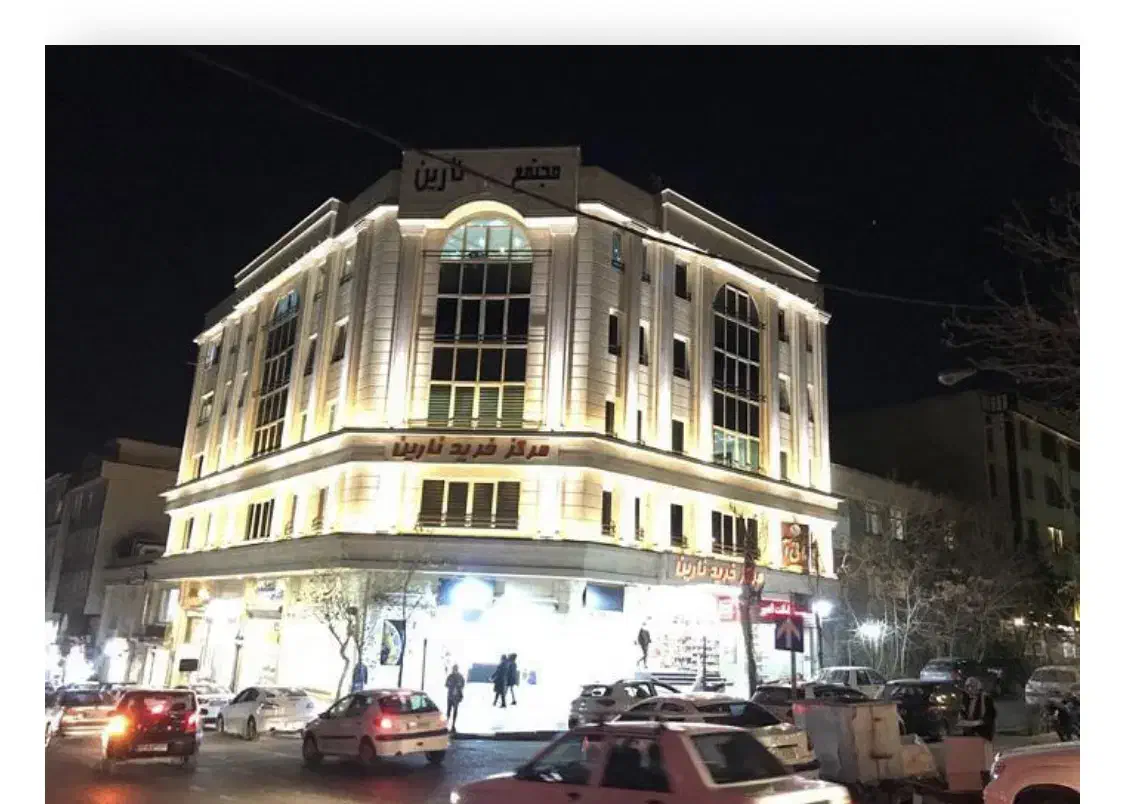 برق کشی و نورپردازی حرفه ای با قیمت مناسب|خدمات پیشه و مهارت|شیراز, فرهنگ شهر|دیوار