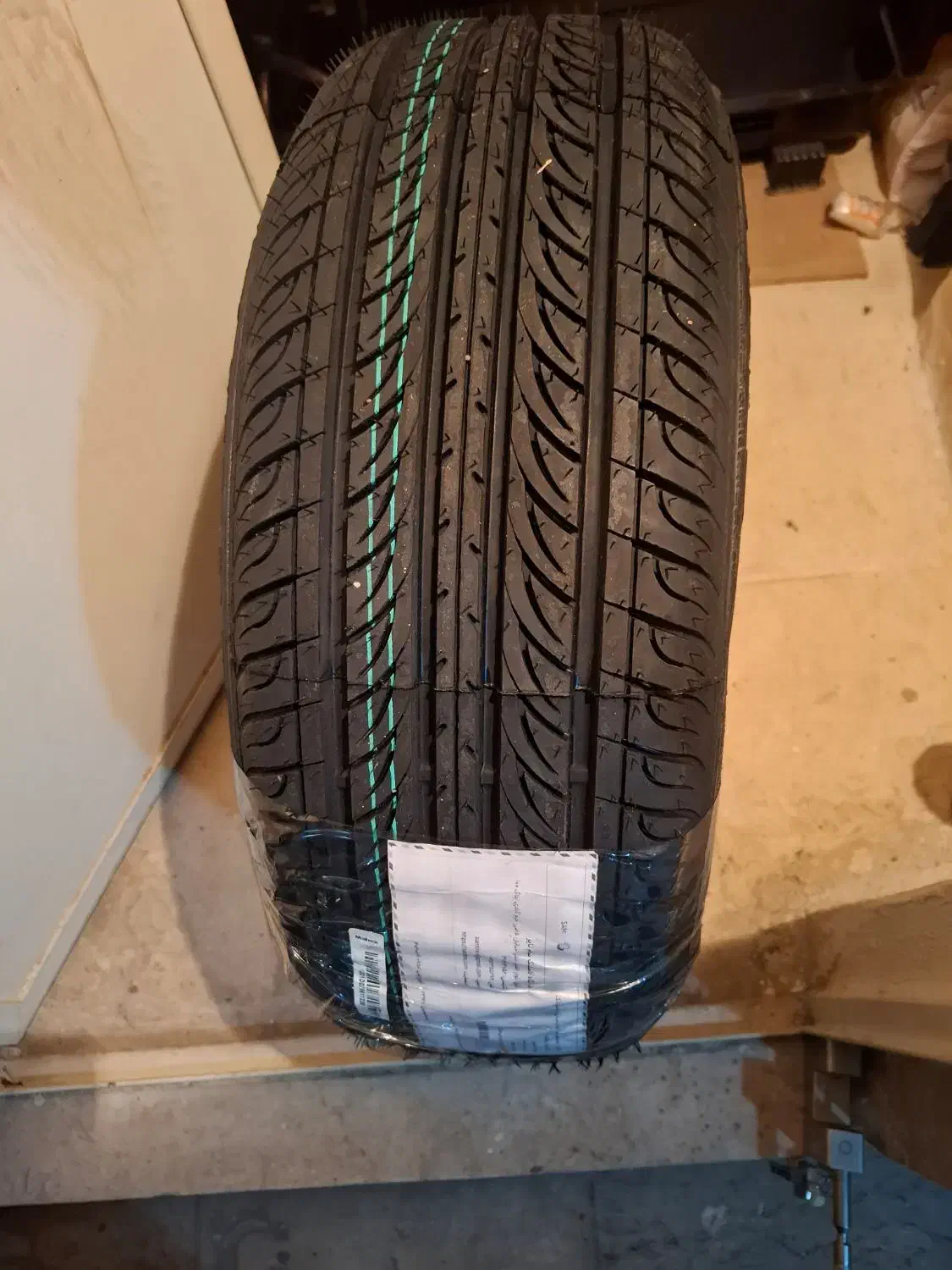 لاستیک 205.60.15 نو یزد تایر|قطعات یدکی و لوازم جانبی|قدس, شهر‌قدس|دیوار