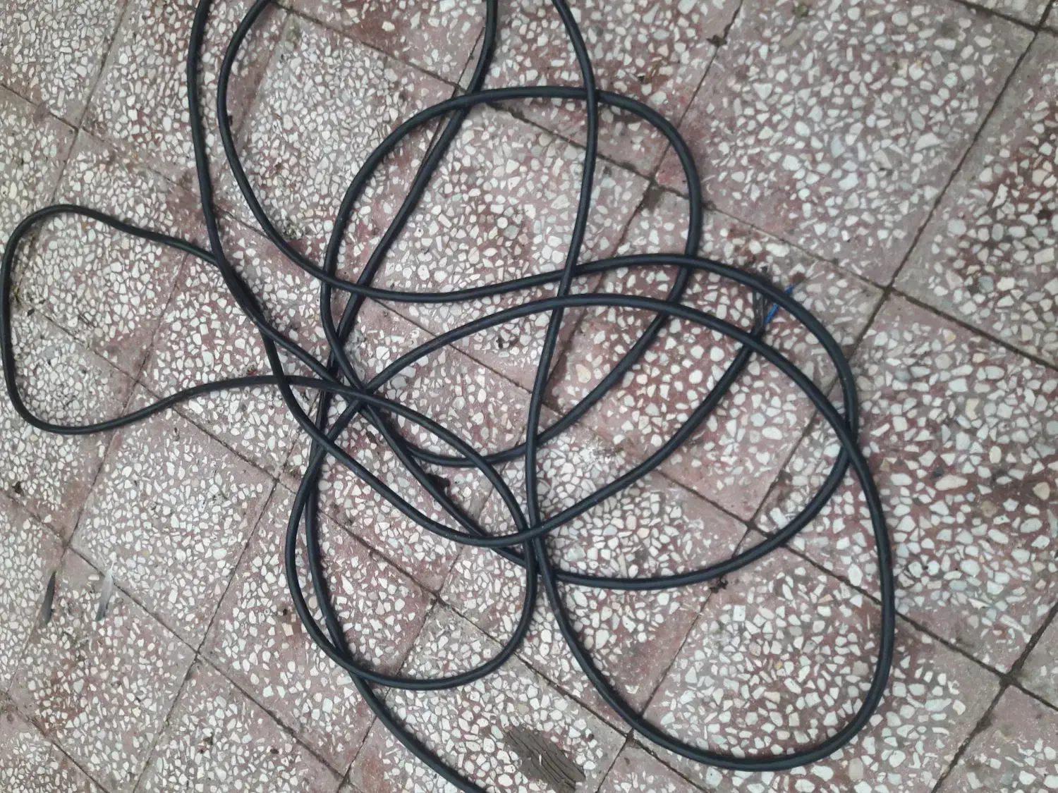 کابل ۳فاز|ابزارآلات|قم, شهر قائم|دیوار