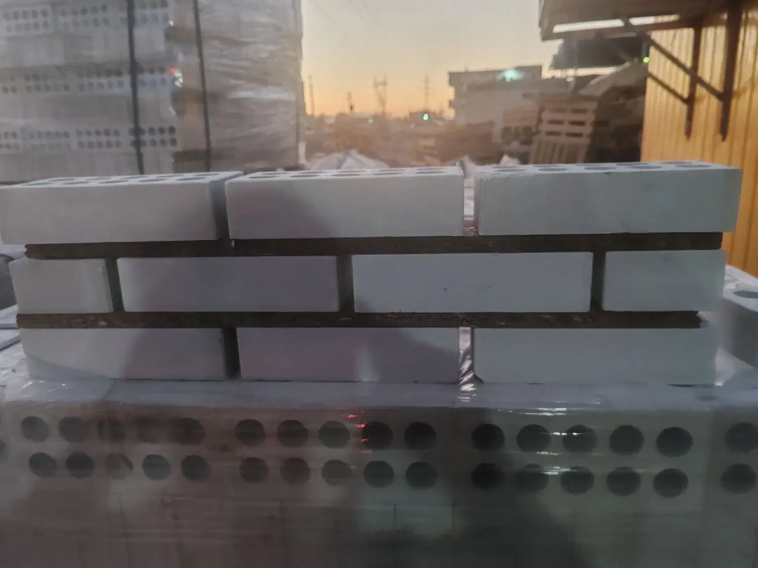 اجرلفتون چها طرف نما 5/5 فروش مستقیم کارخانه|مصالح و تجهیزات ساختمان|خمینیشهر, |دیوار