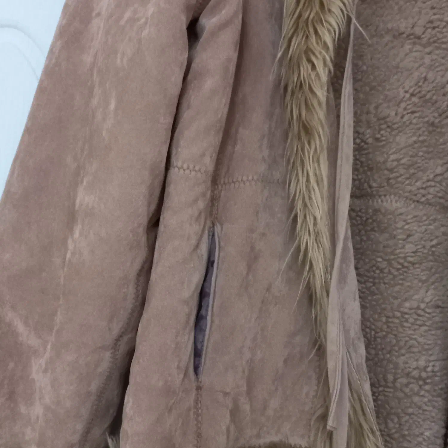 پالتو|لباس|دماوند, گیلاوند|دیوار