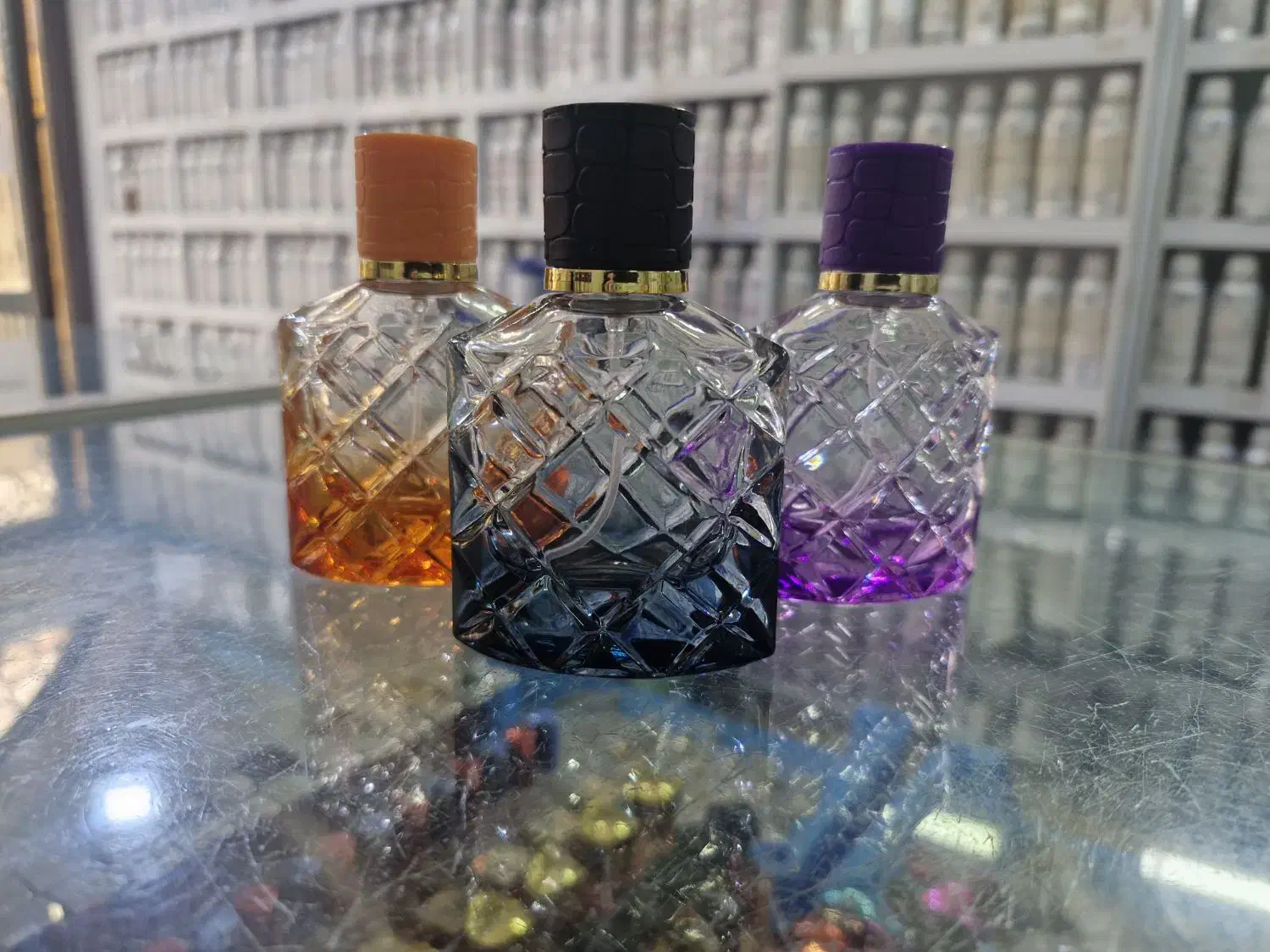 عطر های فرانسوی|آرایشی، بهداشتی، درمانی|اصفهان, درب سیبه علیا|دیوار