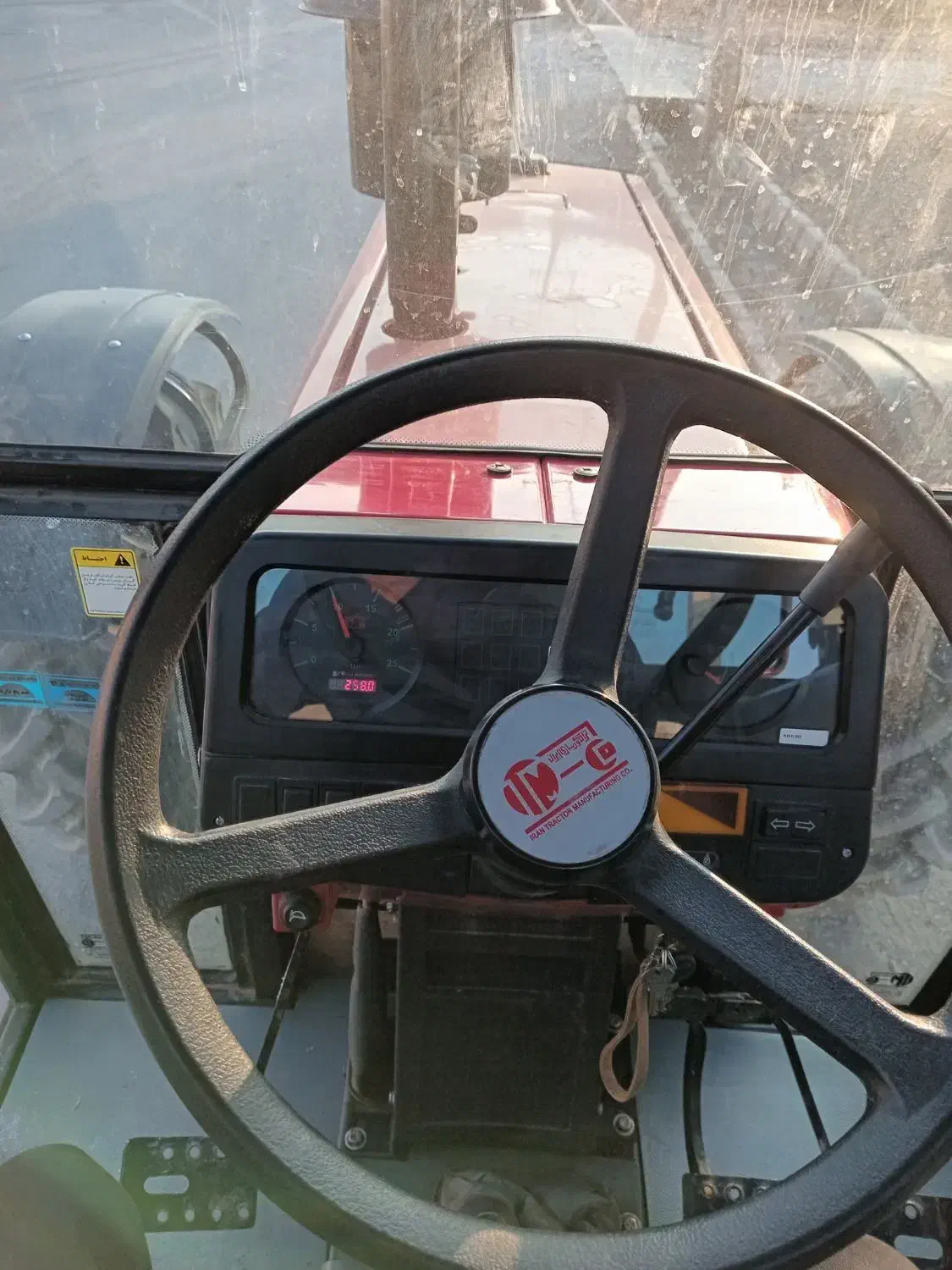 تراکتور|خودرو سنگین|آباده, |دیوار