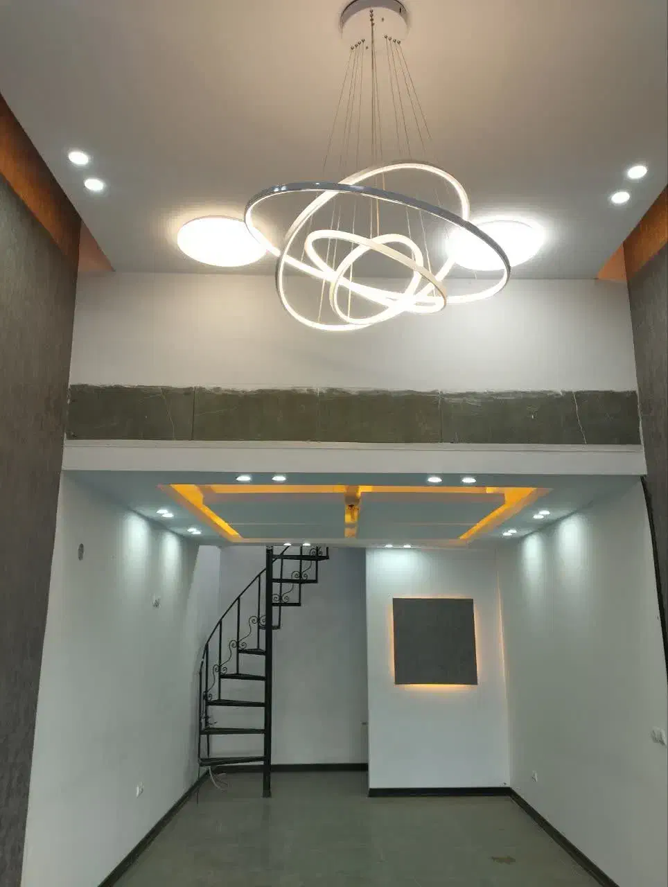 40مترکف 20متربالکن مغازه زعفرانیه|اجارهٔ مغازه و غرفه|رامجین, |دیوار