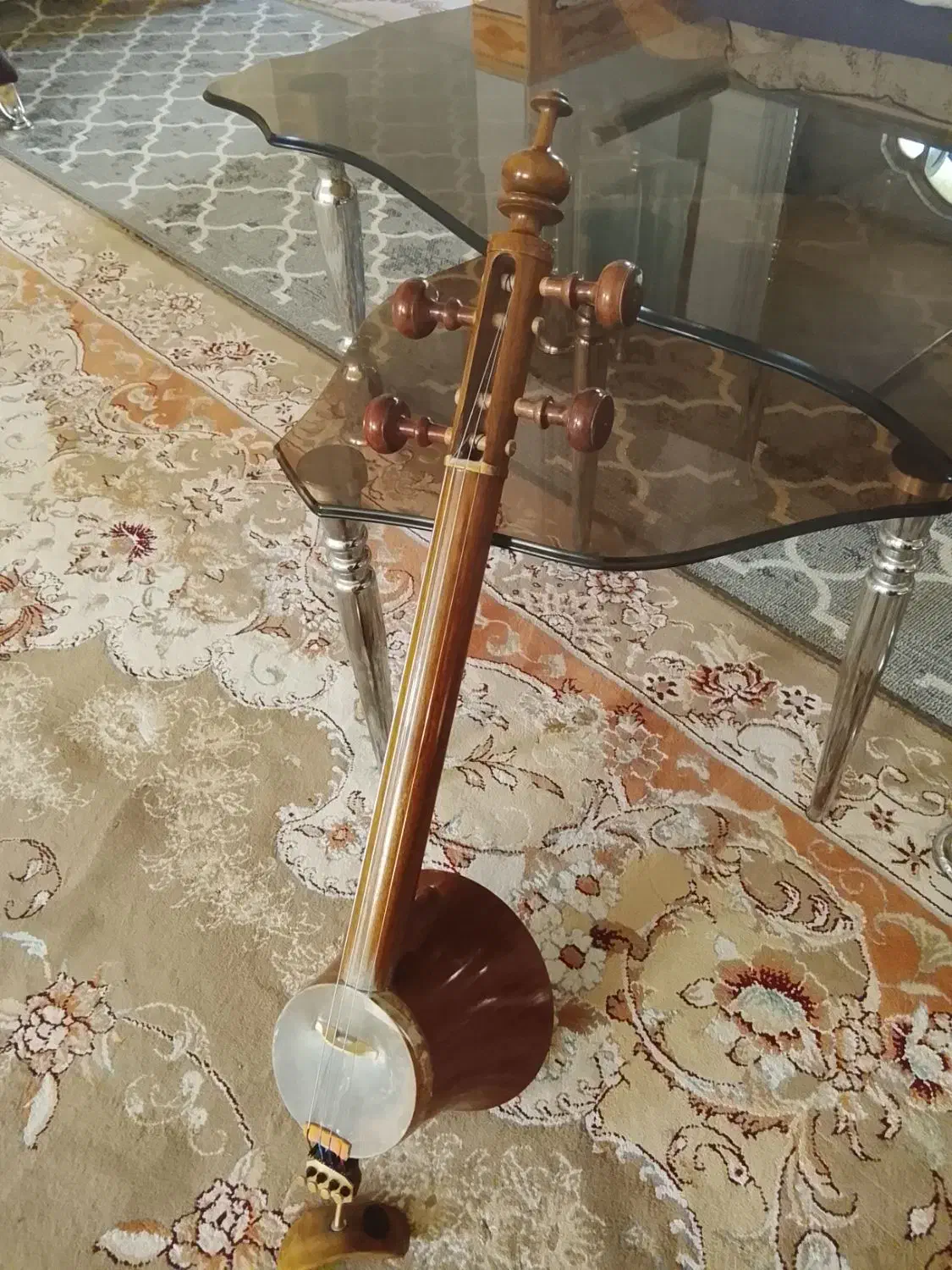 کمانچه|سازهای سنتی|خرمآباد, |دیوار