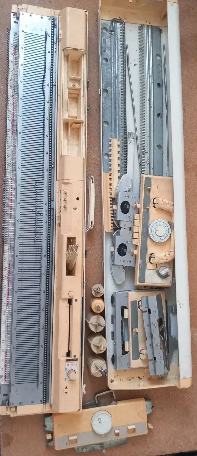 یک عدد چرخ بافت مدل 868|لوازم خیاطی و بافتنی|تربتحیدریه, رضاشهر|دیوار