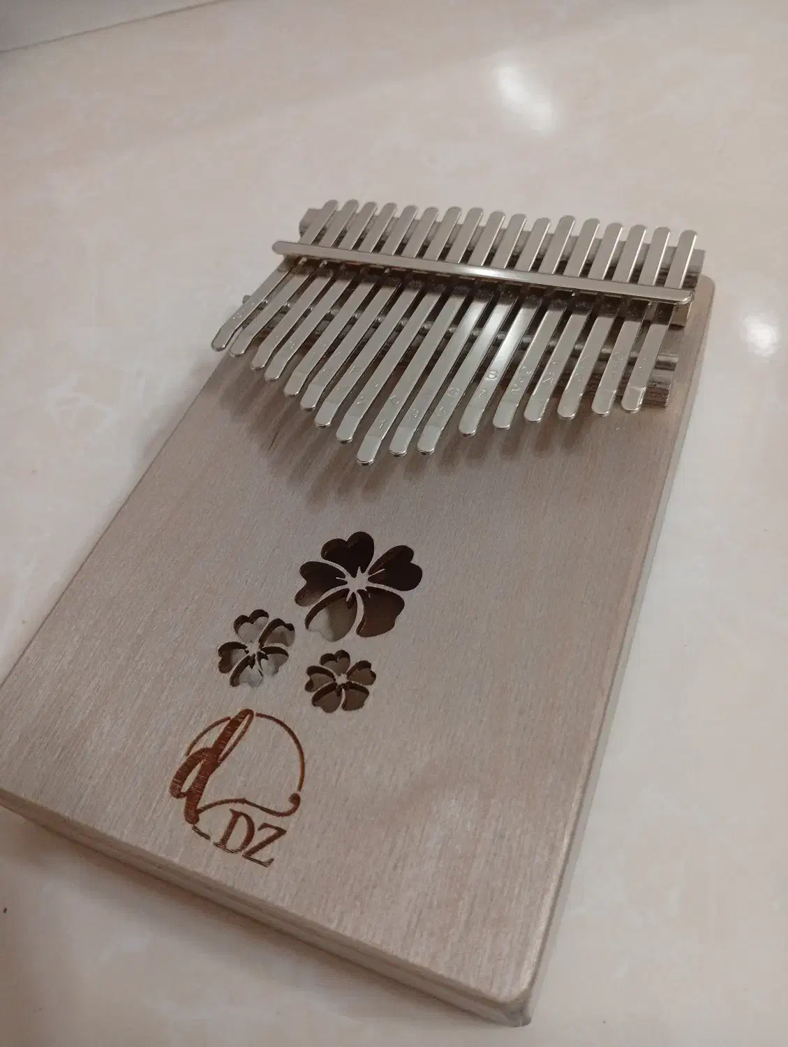 کالیمبا|پیانو، کیبورد، آکاردئون|اصفهان, شیخ اشراق|دیوار