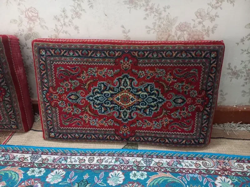 پشتی/منزل/قالی/مبل/تشک|پشتی|کرمان, |دیوار