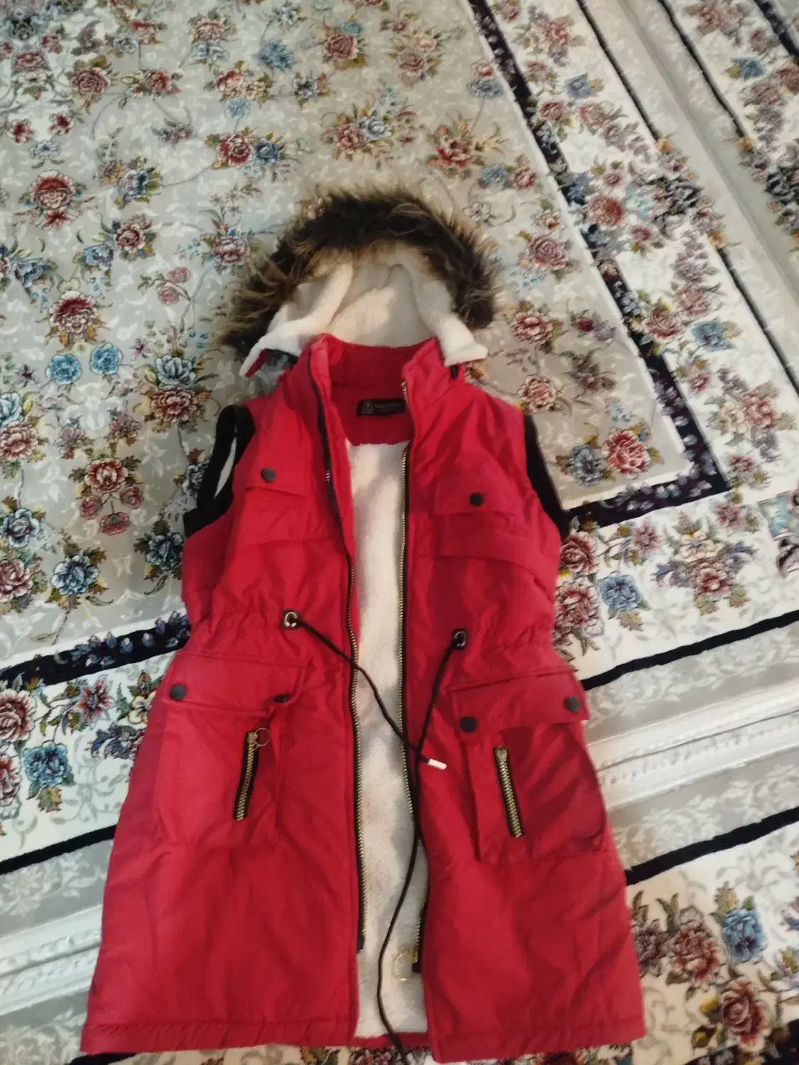 کاپشن نو|لباس|میاندوآب, |دیوار