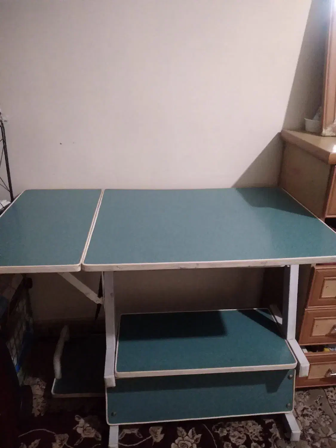 میز تحریر وکامپیتر|میز تحریر و کامپیوتر|قدس, شهرقدس|دیوار