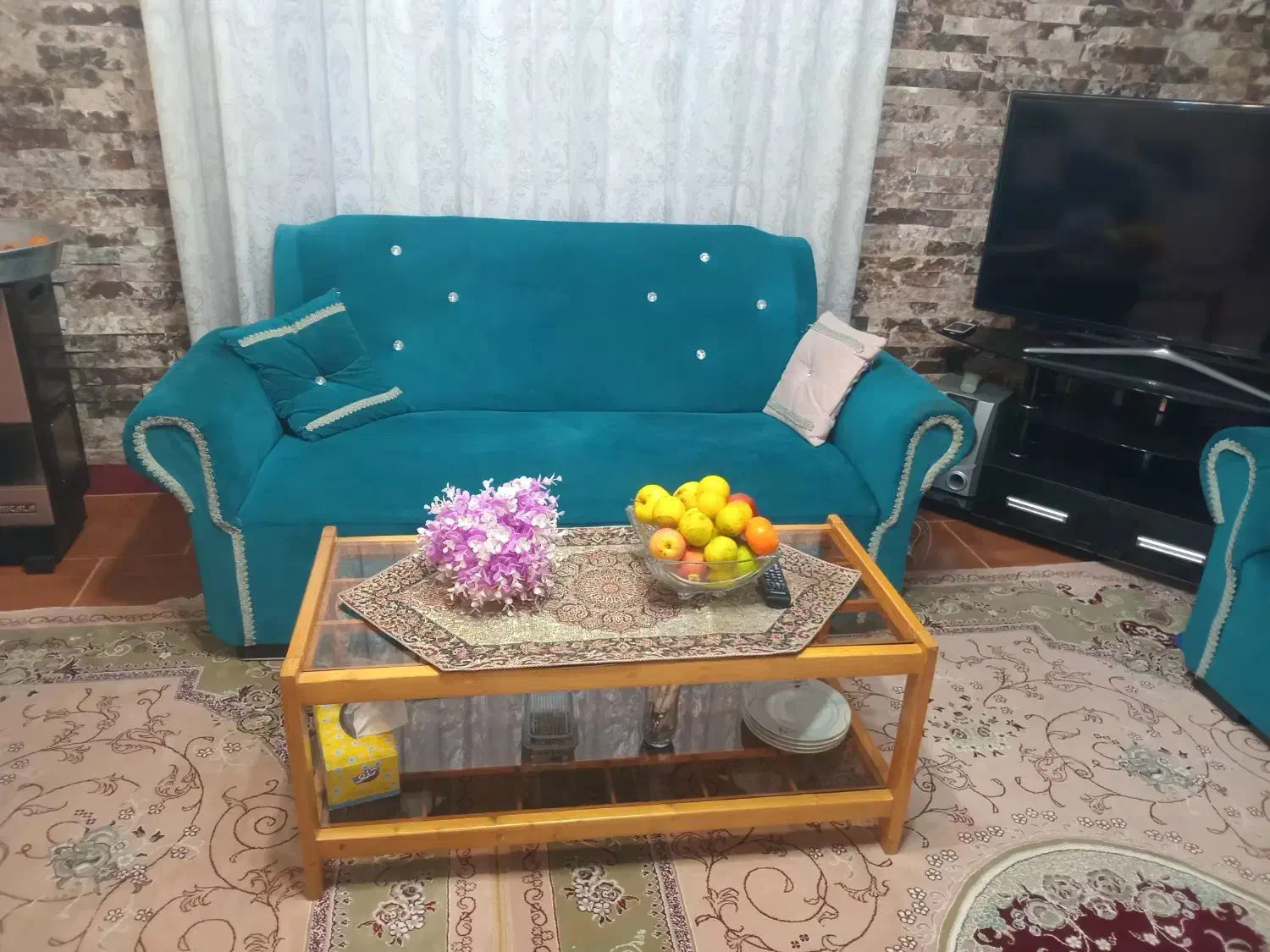 فروش مبل دست دوم|مبلمان خانگی و میز عسلی|رضوانشهر, |دیوار