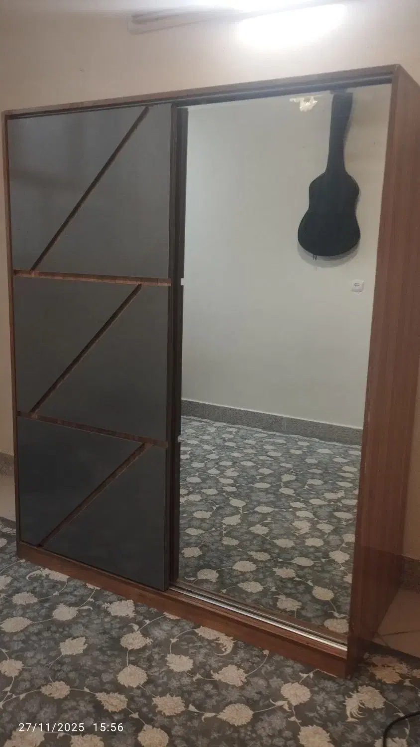 کمد نو و سالم جای لباس و ملافه|جاکفشی، کمد، دراور|شاهین‌شهر, عطار|دیوار