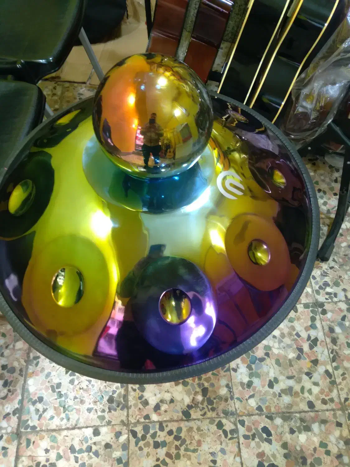 انواع هنگدرام|درام و پرکاشن|رشت, معلم|دیوار