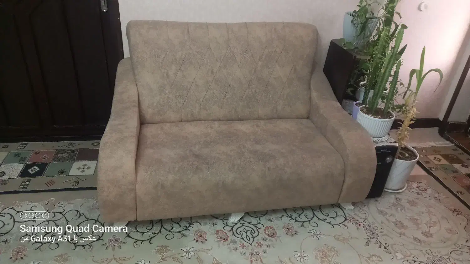 مبل ۷ نفره|مبلمان خانگی و میز عسلی|دوگنبدان, |دیوار