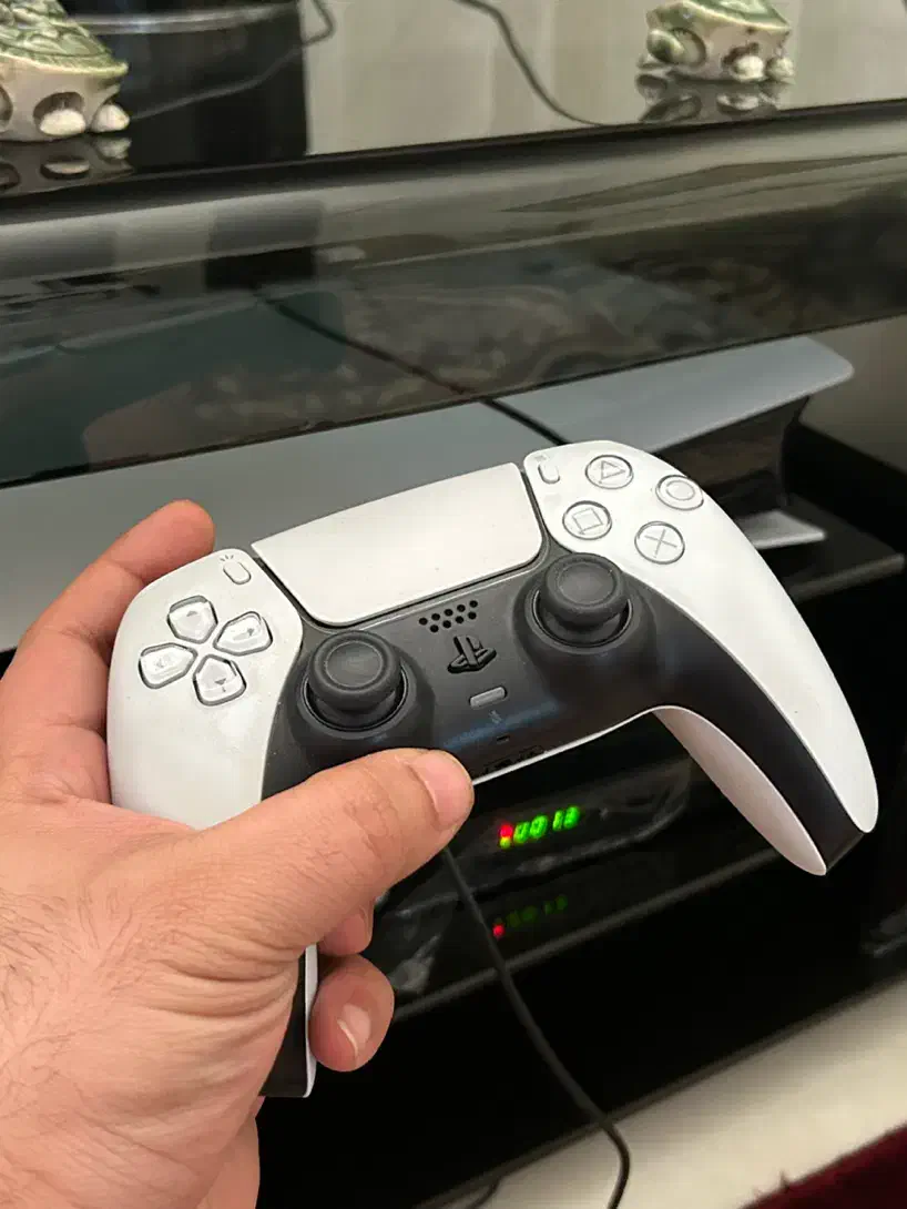 Ps5 دیجیتال بینهایت کم کار و تمیز|کنسول، بازی ویدئویی و آنلاین|مشهد, امیریه|دیوار