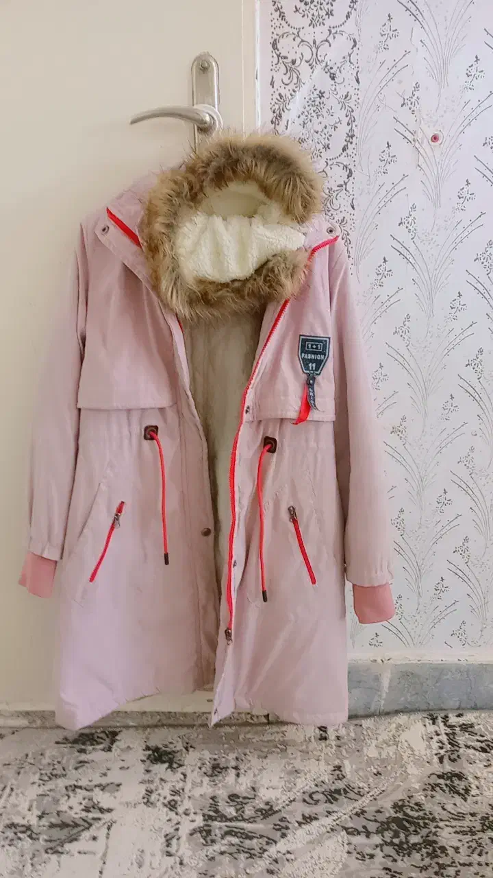 پالتو دخترانه و زنانه و کیف خشگل|لباس|تربت جام, میرقوام الدین|دیوار