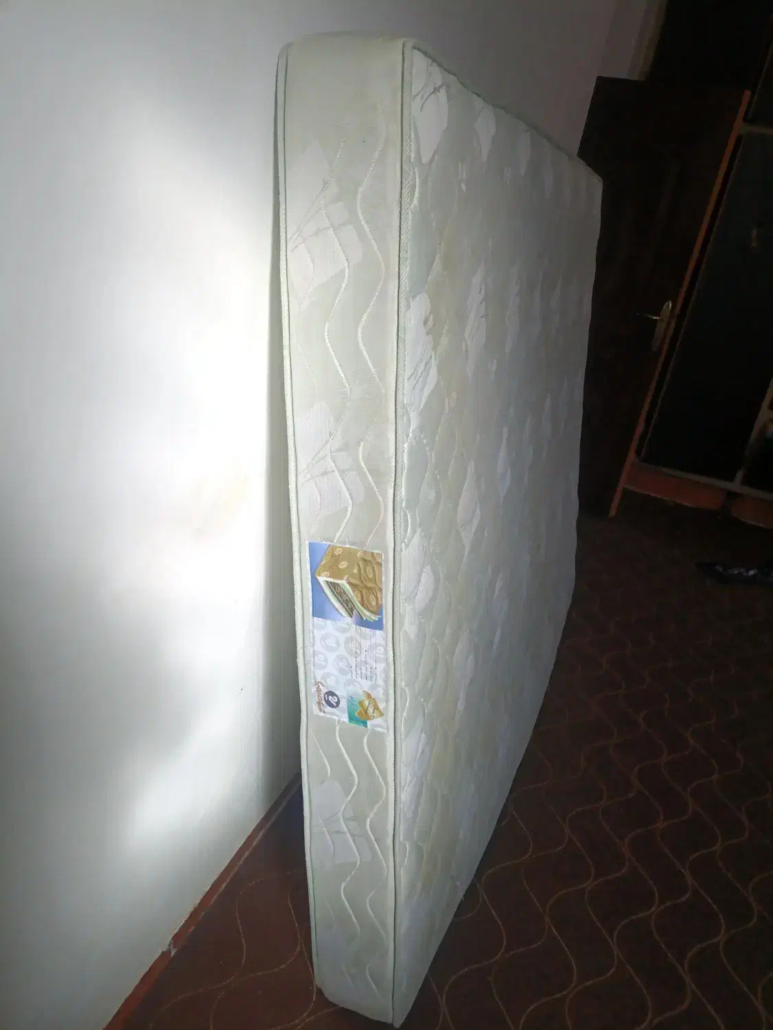 تشک دونفره بفروش میرسدفقط الکی مزاحم نشی|تخت و سرویس خواب|بهبهان, |دیوار