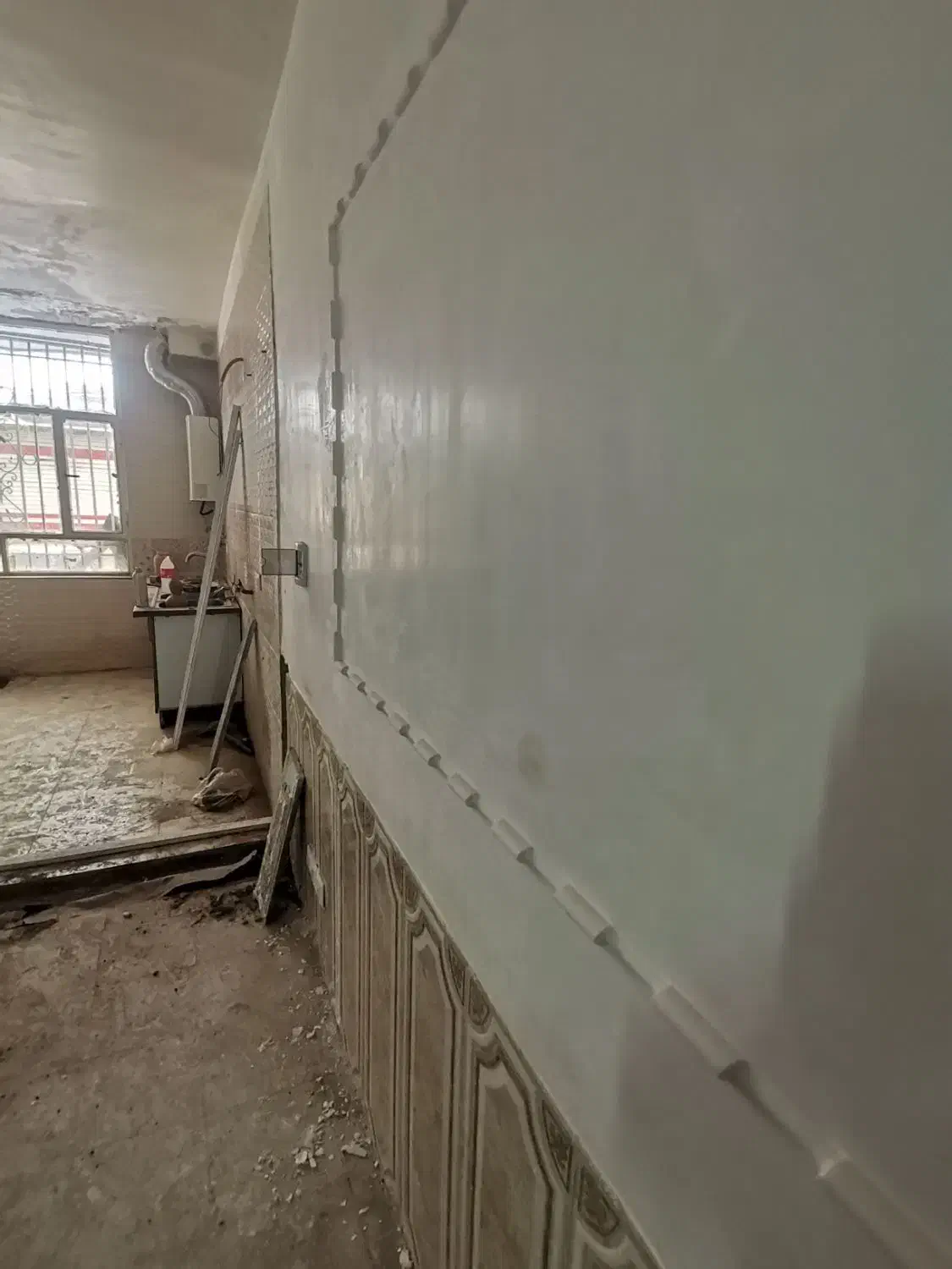 لکه گیری وگچ کاری|خدمات پیشه و مهارت|سبزوار, شرق کال عیدگاه|دیوار