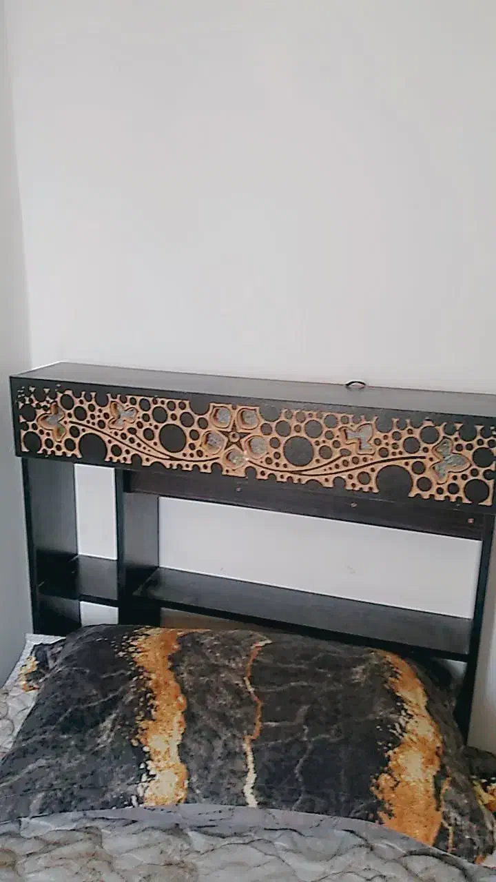 دراور|جاکفشی، کمد، دراور|گلبهار, شهر جدید گلبهار|دیوار