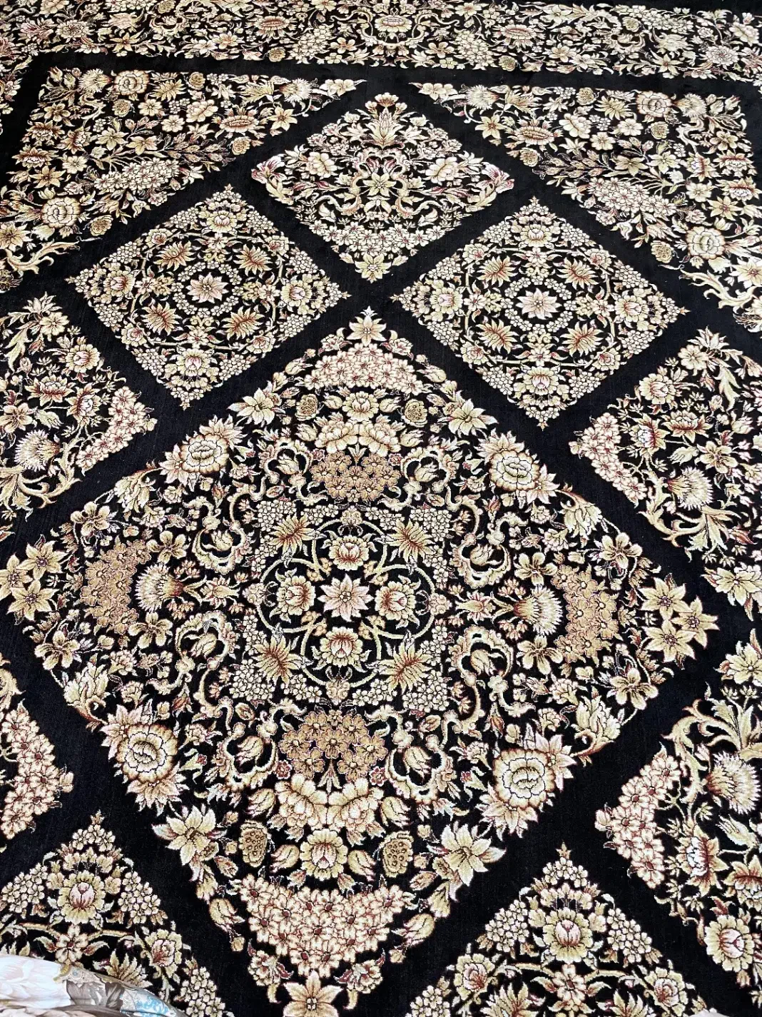 فرش ۹متری فرهی|فرش|رشت, لاکان|دیوار