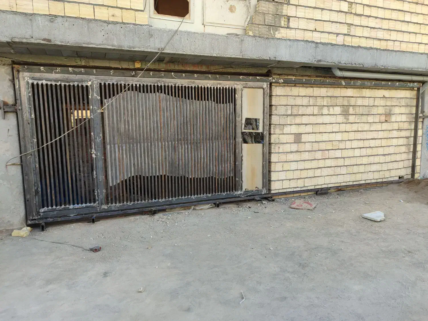 آهنگری و جوشکاری درب و پنجره تاج شاهین شهر|خدمات پیشه و مهارت|شاهین‌شهر, شهرک صنعتی|دیوار