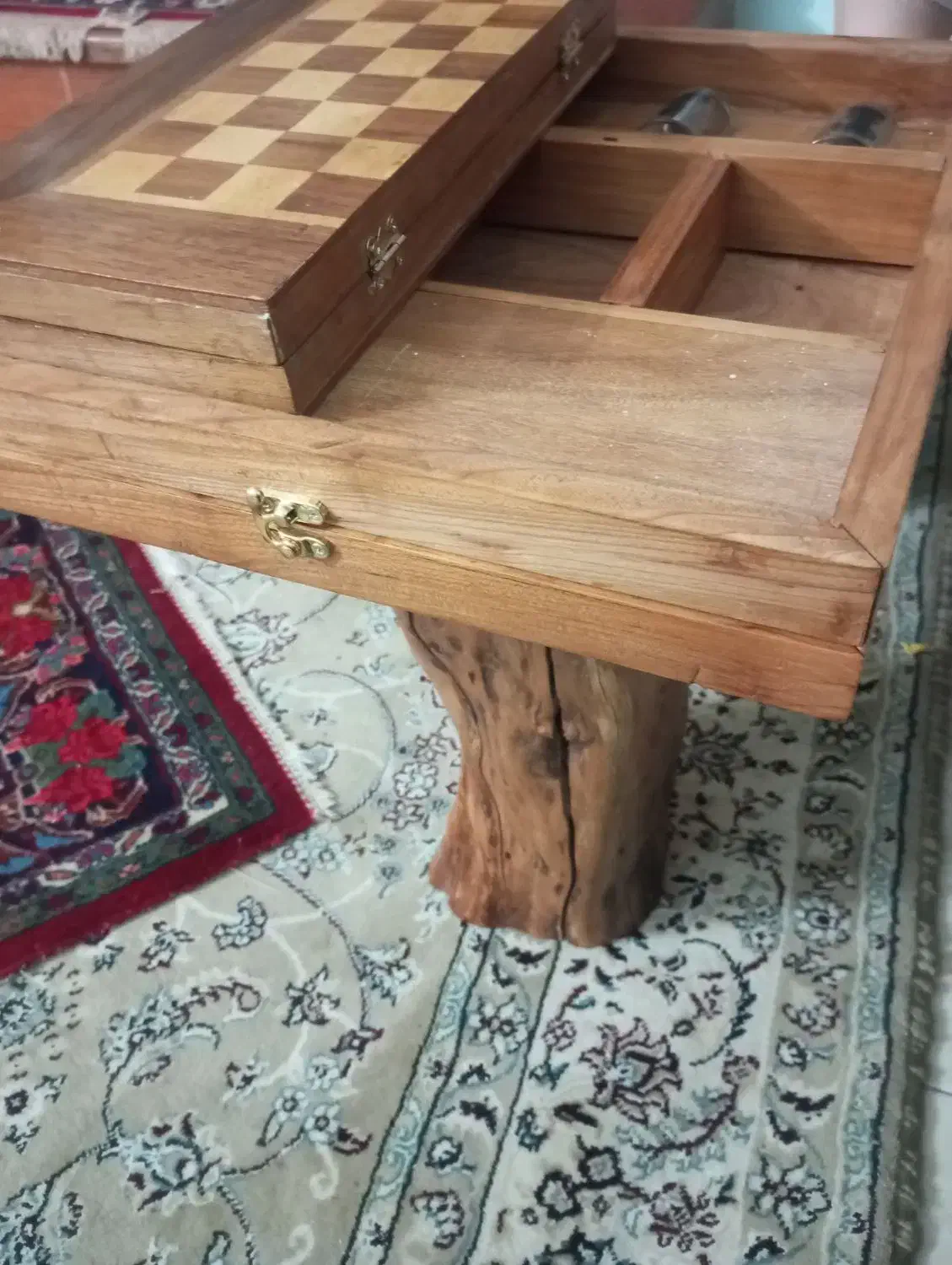 تخت نرد و میز مزه|مبلمان خانگی و میز عسلی|همدان, |دیوار