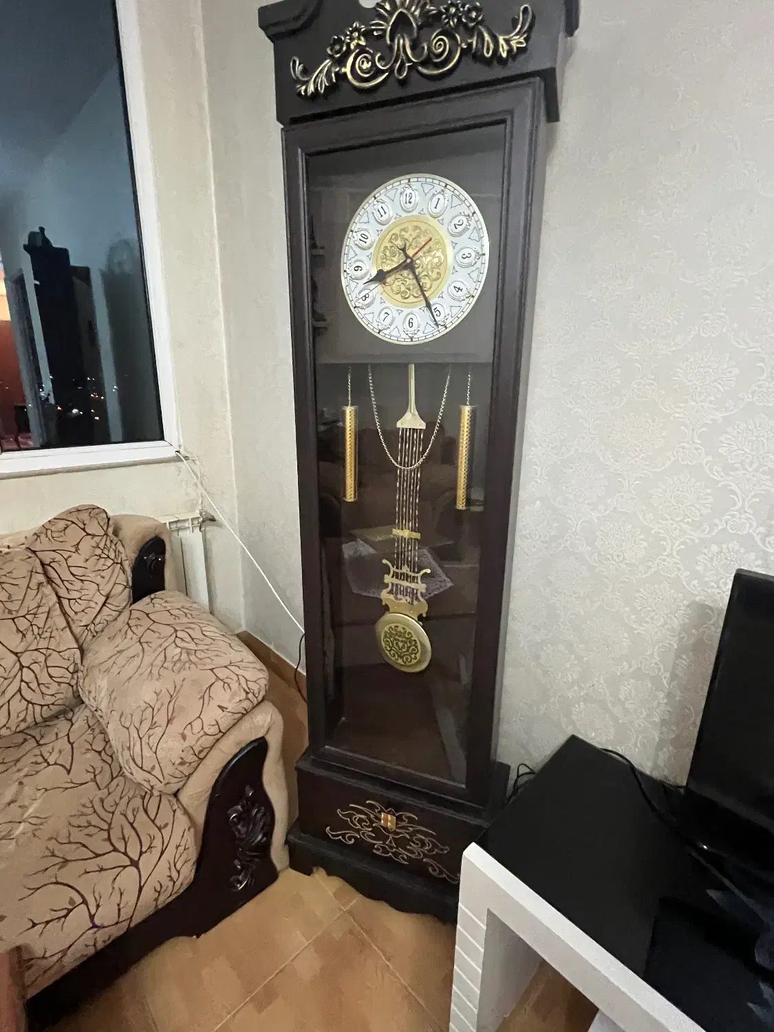 فروش چند عدد لوازم خانگی|ساعت دیواری و تزئینی|تبریز, |دیوار