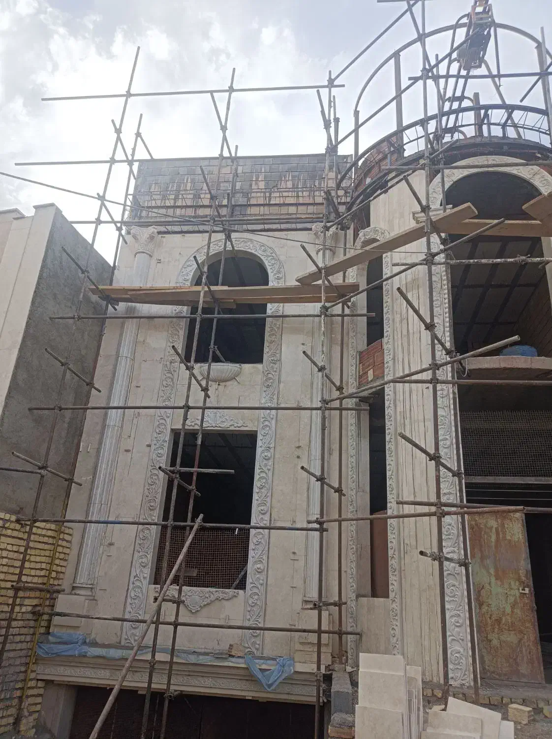 کارگر داربست فلزی ساختمان|استخدام معماری، عمران و ساختمانی|خمین, |دیوار