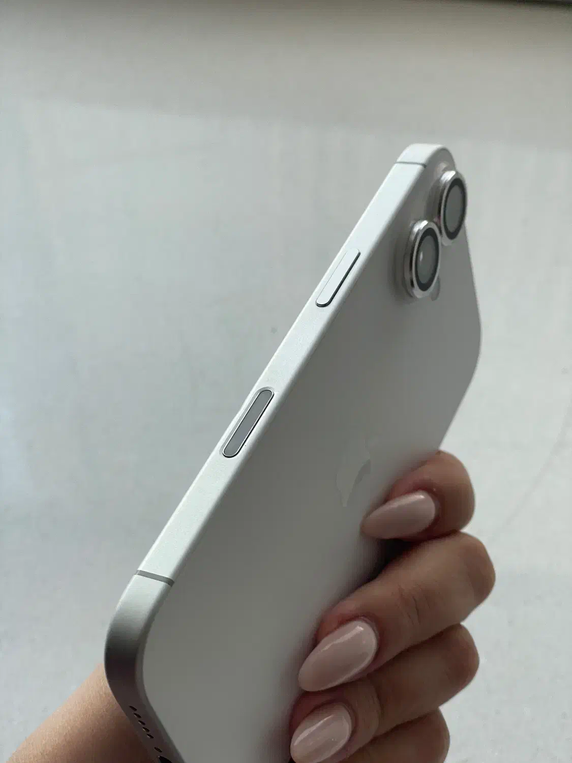 ایفون ۱۶ نرمال سفید ch|موبایل|بجنورد, |دیوار