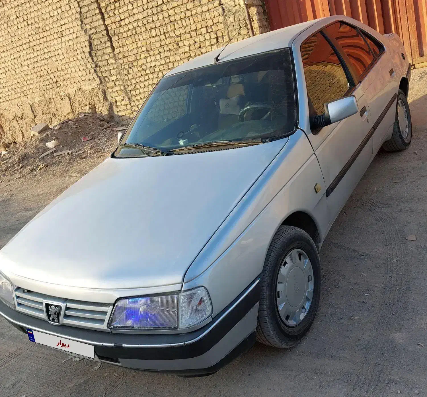 پژو 405 مدل 89 دوگانه فابریک|خودرو سواری و وانت|قم, قلعه صدری|دیوار