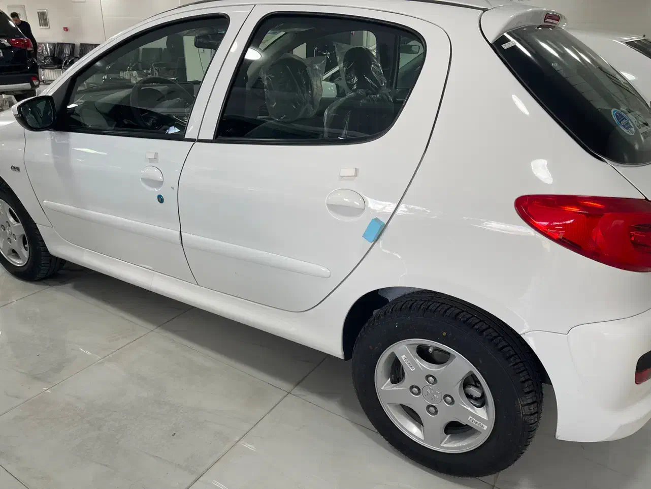 ۲۰۷ پانا ارتقا با رینگ|خودرو سواری و وانت|شیراز, فرهنگ شهر|دیوار