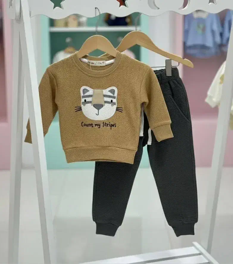 به تعدادی زیگزالدوز میاندوزکار راستهدوز نیازمندیم|استخدام صنعتی، فنی، مهندسی|تهران, مشیریه|دیوار