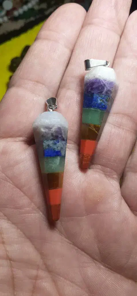 مدال آویزهای سنگ طبیعی طرح دفرمه خاص و کمیاب|جواهرات|ارومیه, |دیوار