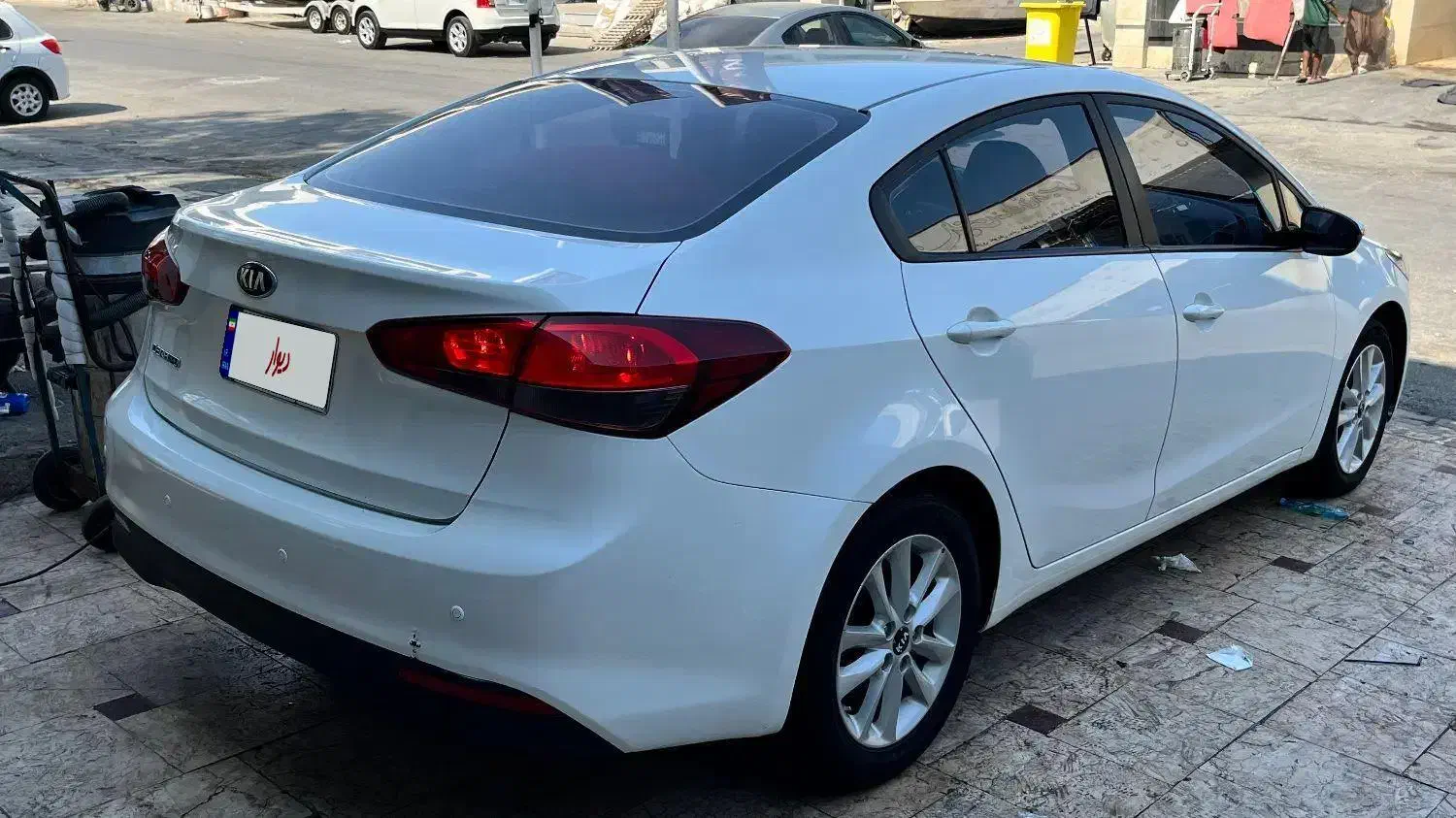 سراتو ۲۰۱۷ بیسیک کم کار درحد(سند تک)خانگی|خودرو سواری و وانت|کیش, |دیوار