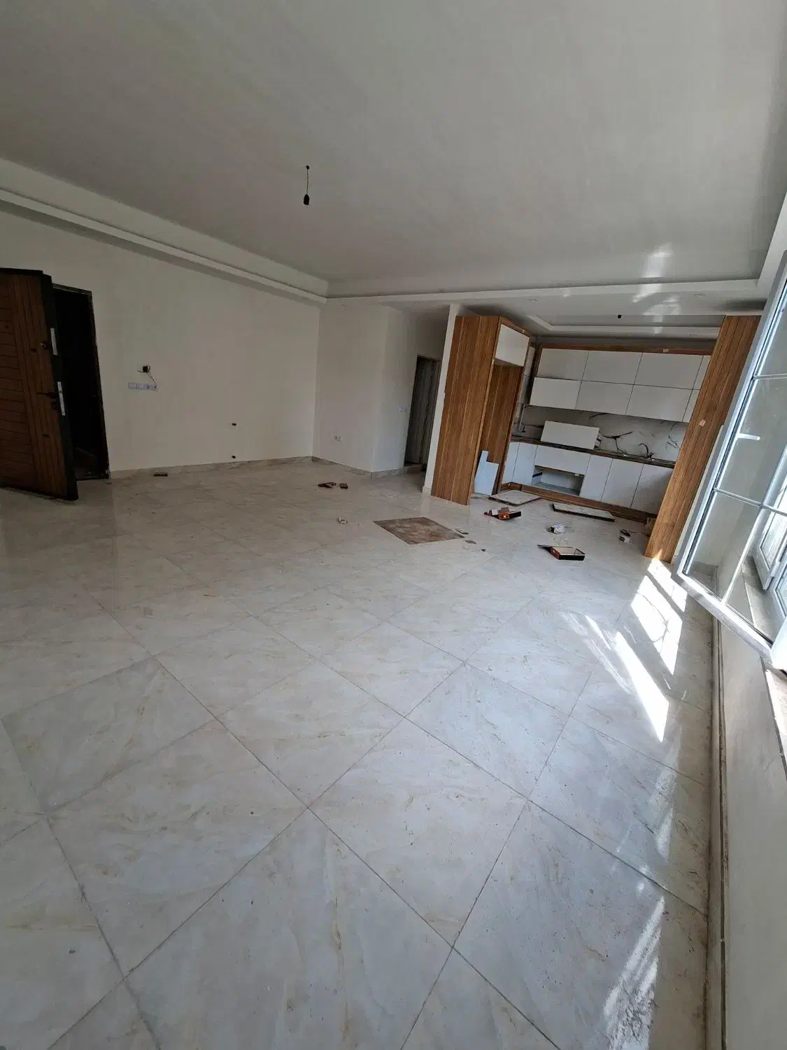 واحد ۹۸ متری صفر کلید نخورده (مطهری)|فروش آپارتمان|صومعهسرا, |دیوار