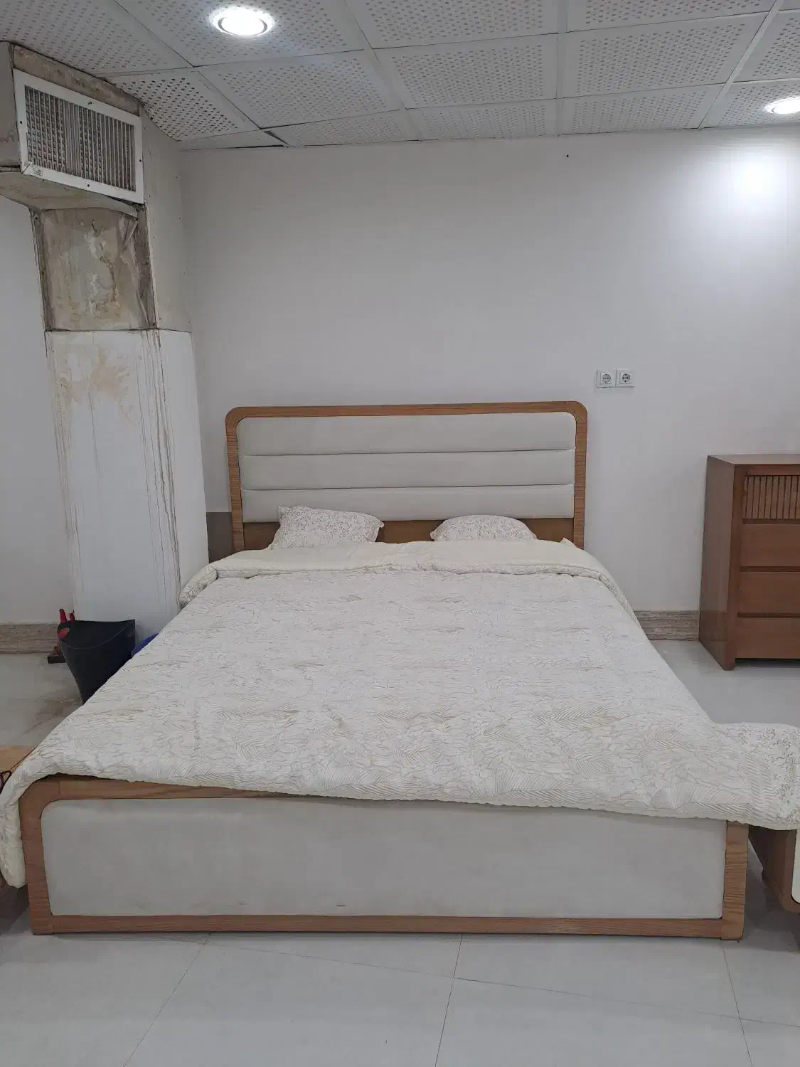 سرویس خواب مدل ساژین|تخت و سرویس خواب|شاهین دژ, |دیوار