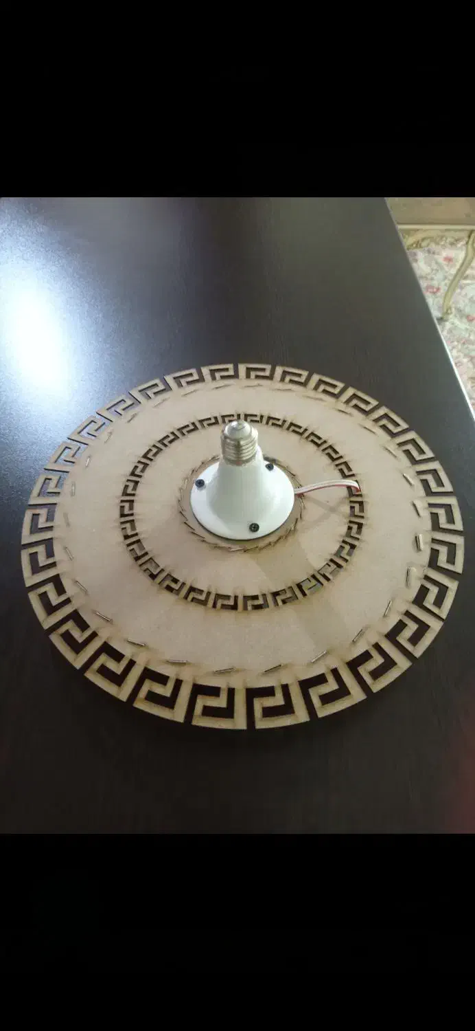 لامپ دستساز|لامپ و چراغ|ری, شهادت|دیوار