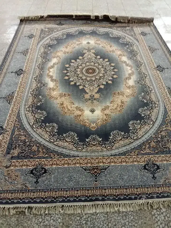 یک تخته فرش ۱۲ متری مناسب سنگین وزن|فرش|کاشان, بهشتی|دیوار