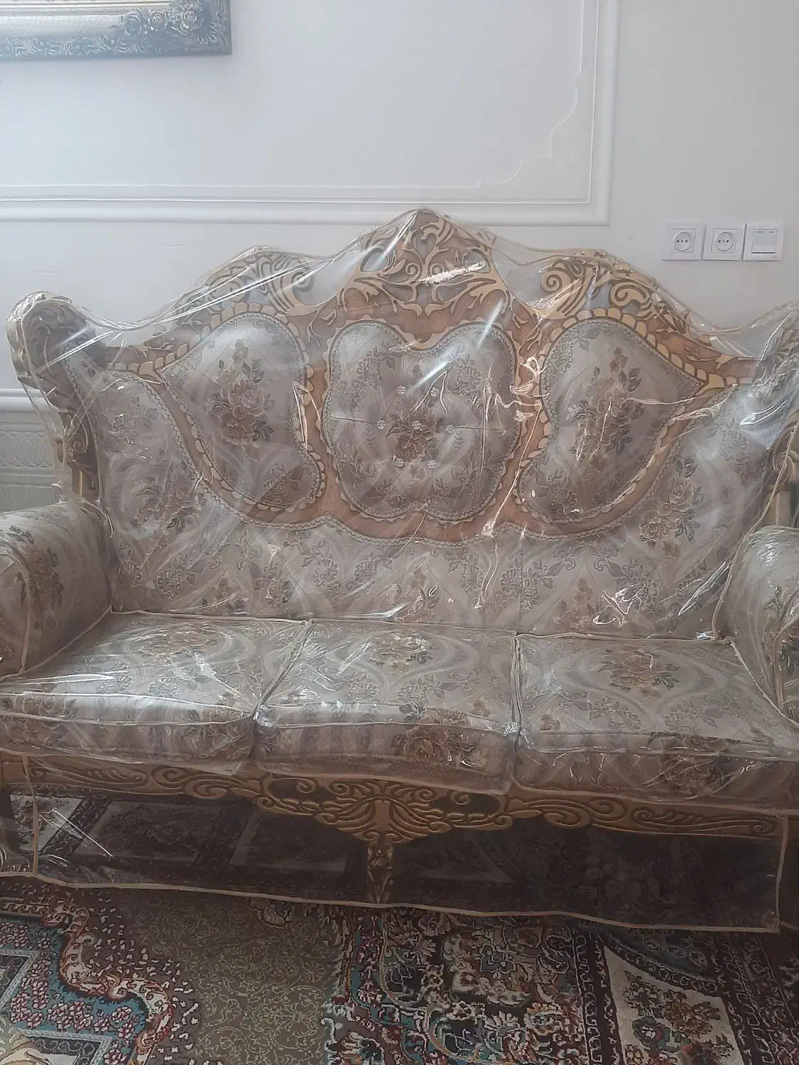 مبل سلطنتی|مبلمان خانگی و میز عسلی|بیرجند, |دیوار