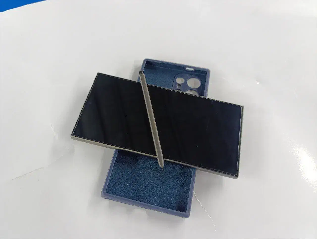 گوشی|موبایل|اندیشه, اندیشه فاز ۱|دیوار