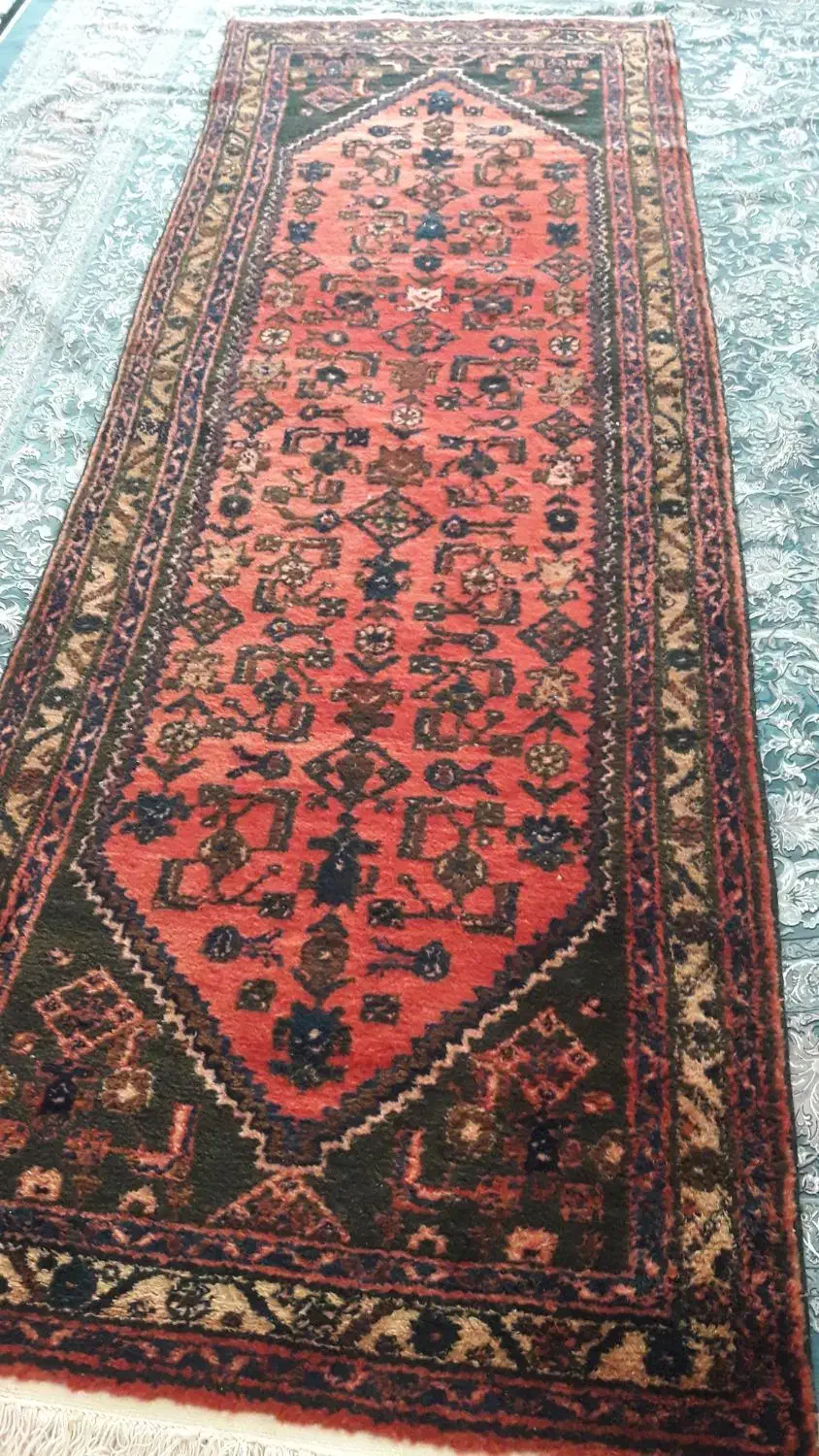 فرش دست بافت روستایی پشم خالص فوری|فرش|هشتگرد, شهرک پامچال|دیوار