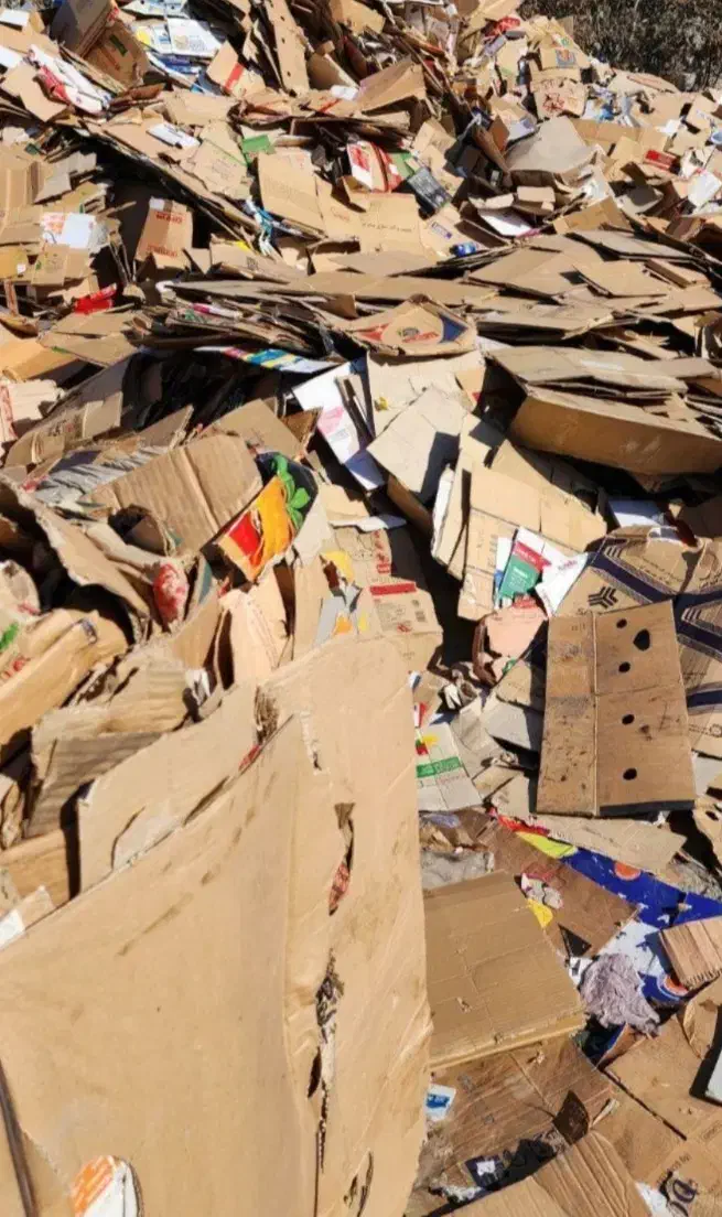 ضایعات مقوا کیلویی ۲۰ هزار تومان|فعالیت داوطلبانه تحقیقاتی|خمینی‌شهر, |دیوار