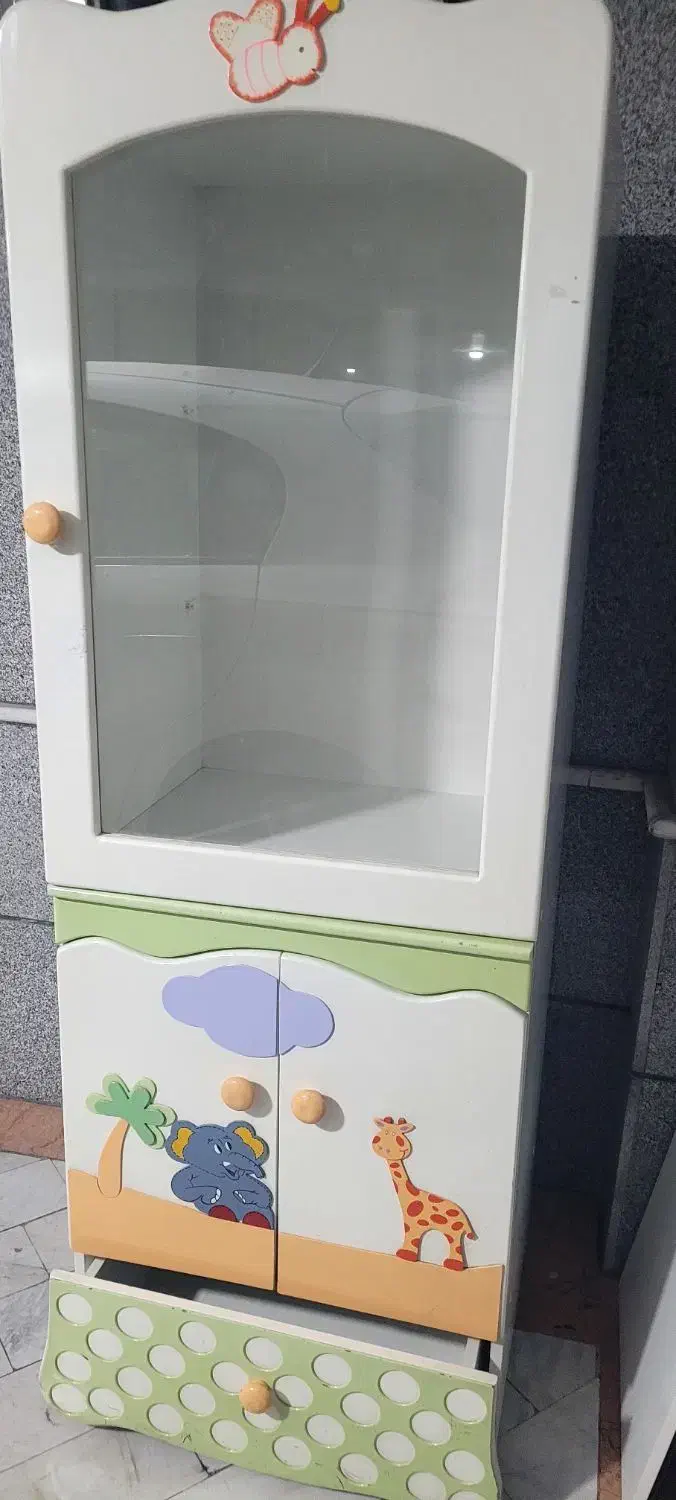 ویترین (نی نی سالن) سیسمونی|اسباب و اثاث بچه|تهران, آهنگ|دیوار