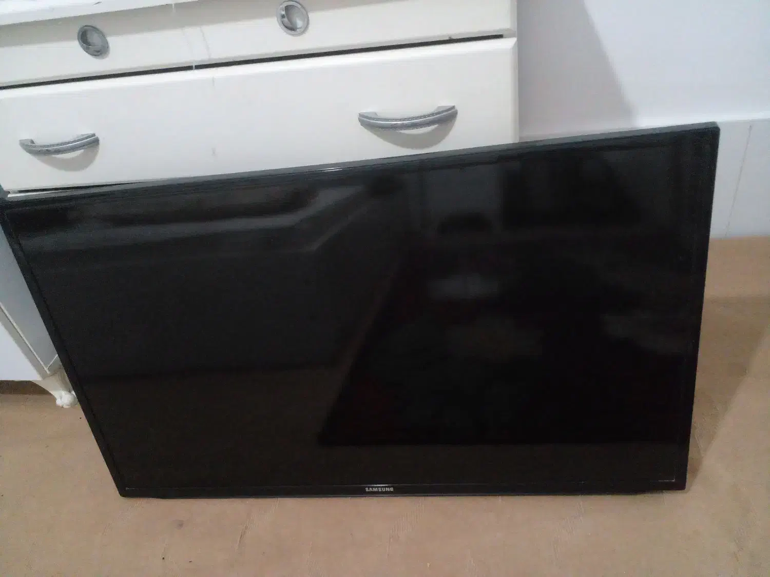 تلوزیون|تلویزیون و پروژکتور|گرگان, |دیوار