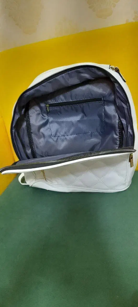 کوله پشتی نو|کیف، کفش، کمربند|کیش, |دیوار