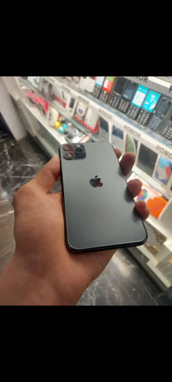 ایفون ۱۱ پرو ۲۵۶ دوسیم zaa|موبایل|مشهد, طلاب|دیوار