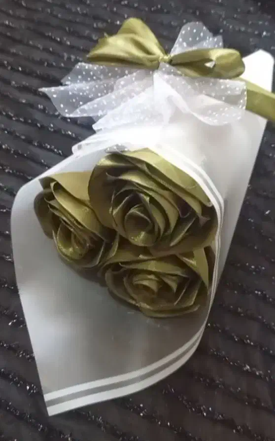 گل روبان|گل مصنوعی|زابل, |دیوار