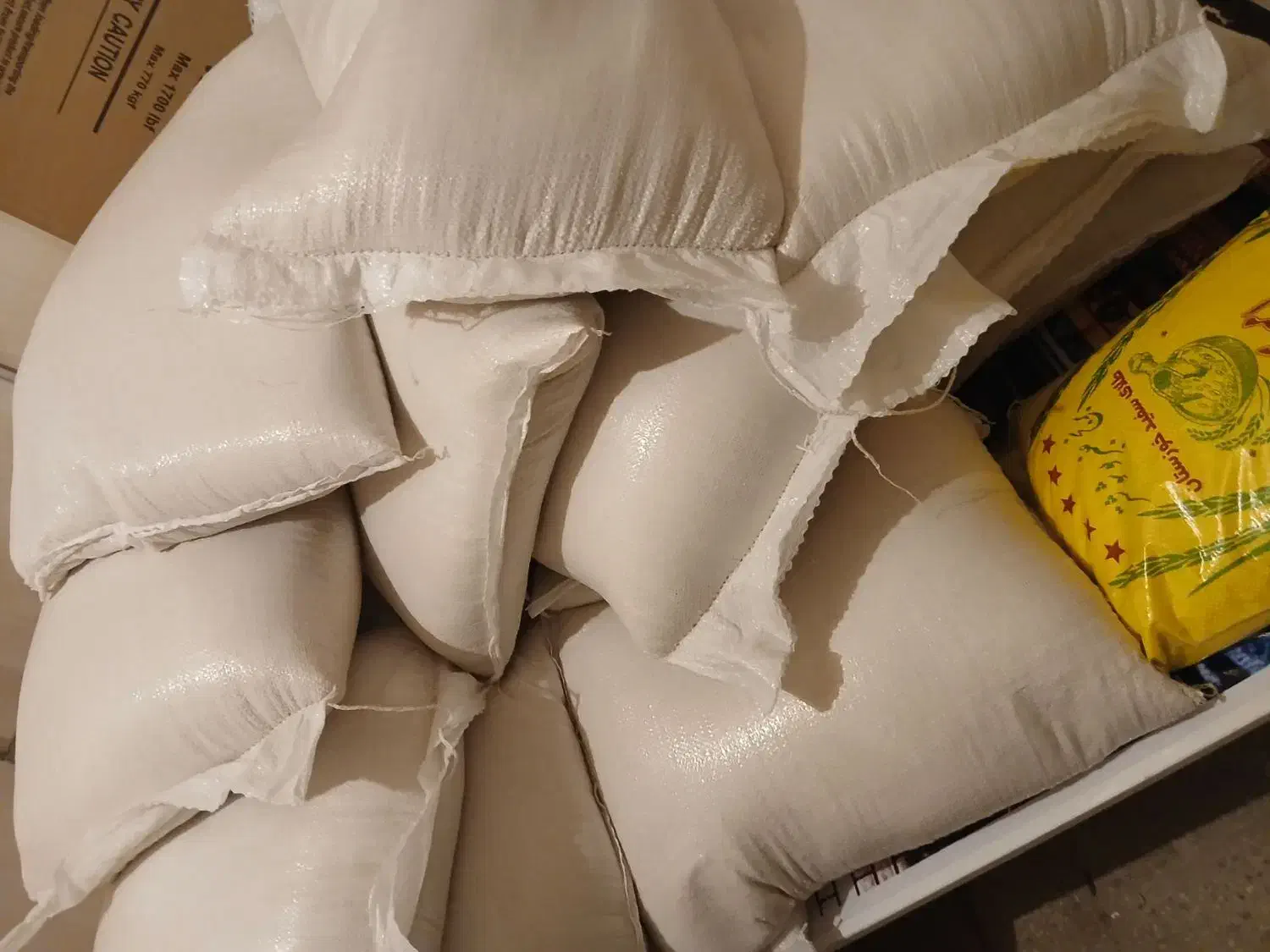 برنج|خوردنی و آشامیدنی|فولادشهر, فولادشهر|دیوار